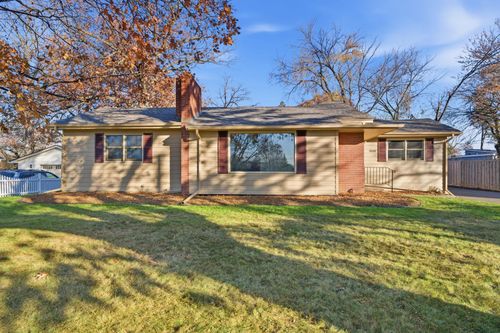 3100 Noble Ave N, Golden Valley, MN, 55422-3015 | Card Image