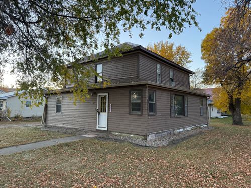 321 3rd Avenue, Ipswich, SD, 57451 | Card Image