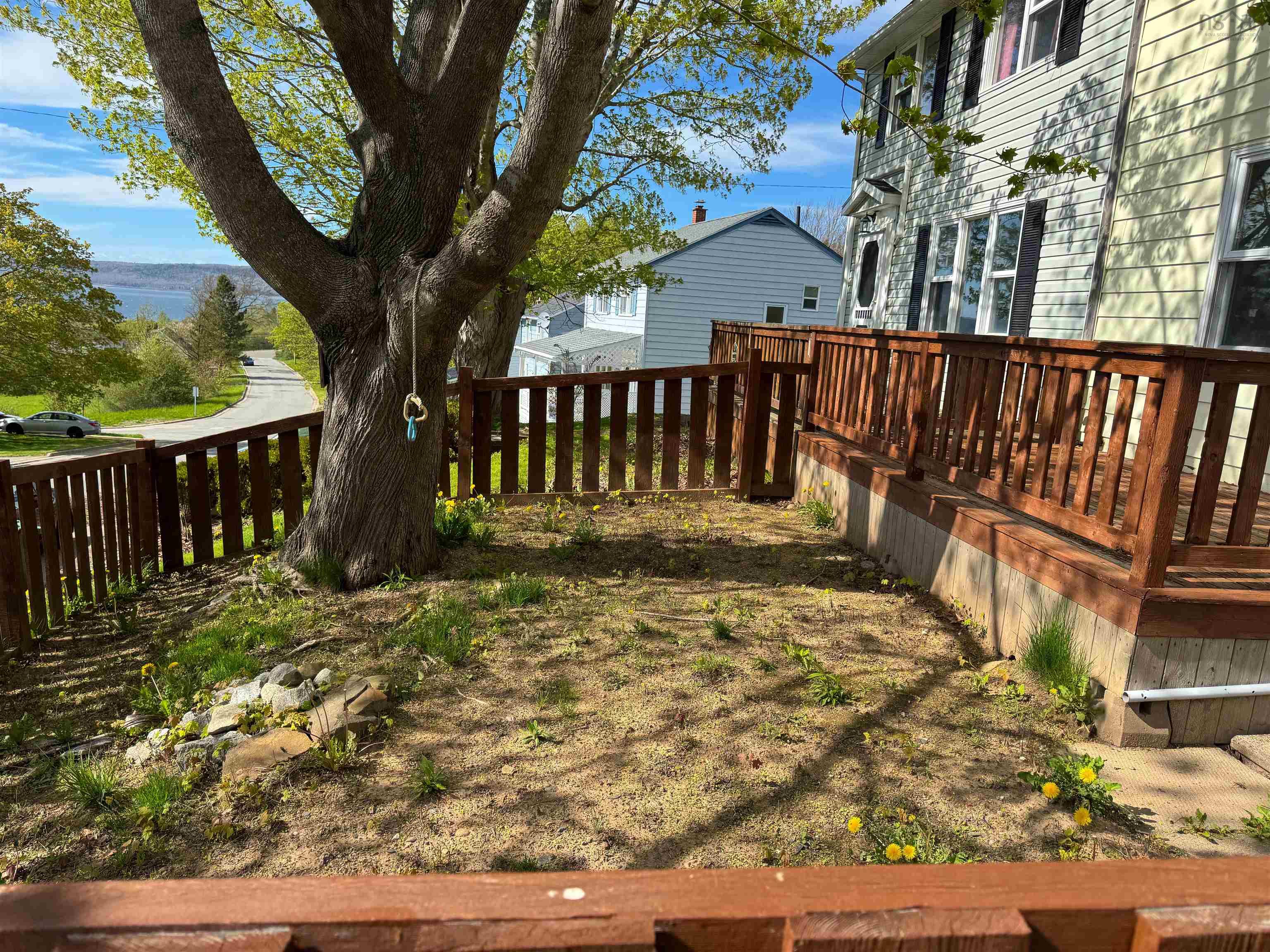 Residential in Cornwallis Park 4