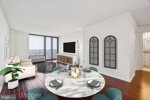 apt-28p-1420 Locust St, PHILADELPHIA, PA, 19102-4217 | Card Image