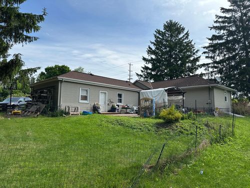 4203 Delta St, Manitowoc, WI, 54220-3449 | Card Image