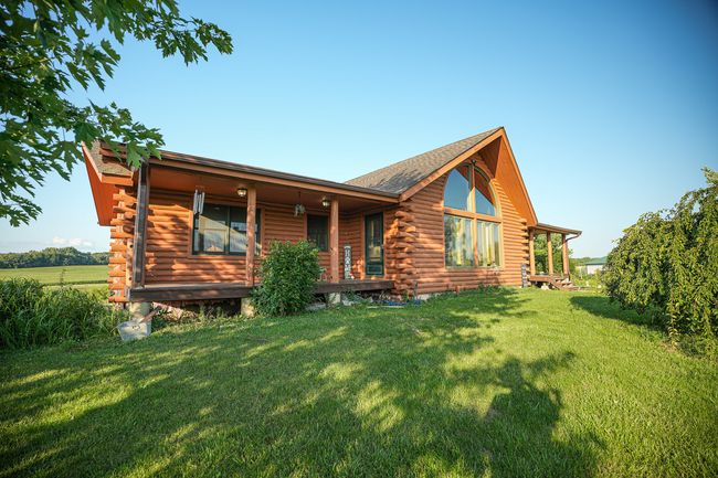 976 Paw Paw Rd, House other with 3 bedrooms, 3 bathrooms and 2 parking in Paw Paw IL | Image 4