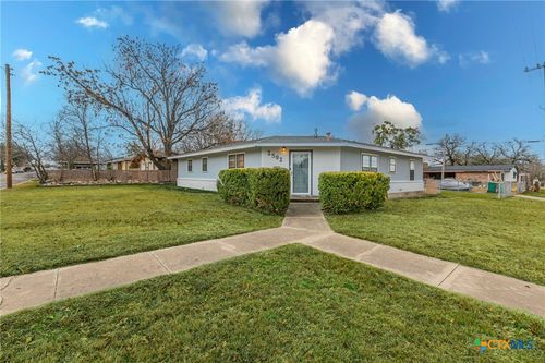 2502 Powell Dr, Gatesville, TX, 76528-1935 | Card Image