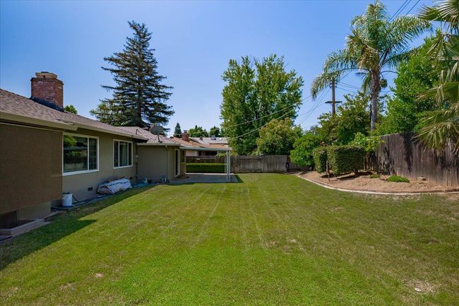 4939 Brookglen Way, House other with 3 bedrooms, 2 bathrooms and null parking in Carmichael CA | Image 41