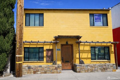 1523 Old County Rd, San Carlos, CA, 94070-5203 | Card Image