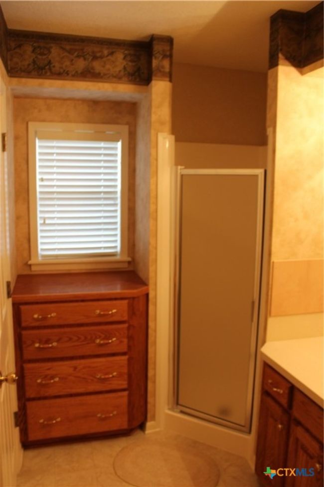 963 County Road 176, House other with 2 bedrooms, 3 bathrooms and null parking in Hallettsville TX | Image 15