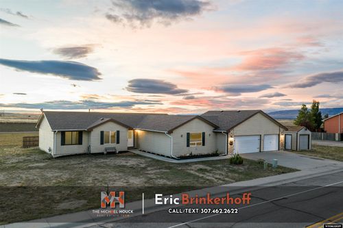 5401 Tonkawa Trl, Bar Nunn, WY, 82601-7487 | Card Image