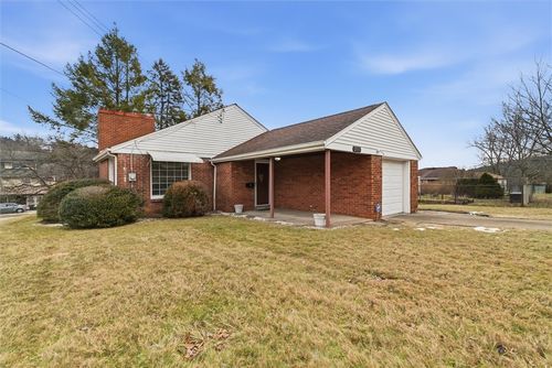 2001 Cypress Dr, White Oak, PA, 15131-1807 | Card Image