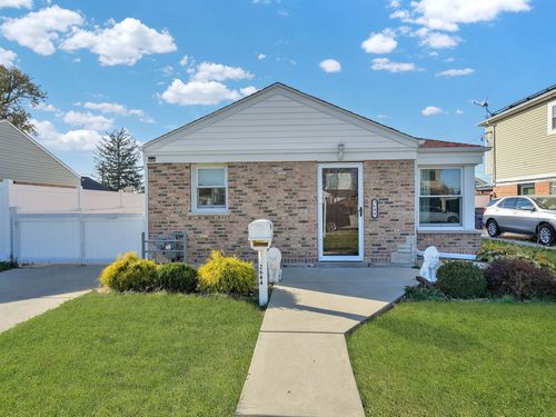 2644 Leona St, Franklin Park, IL, 60131-3312 | Card Image