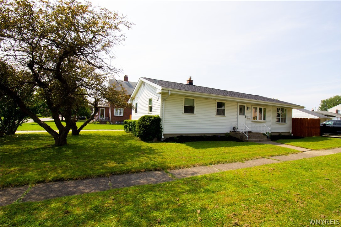 Dorrance Ave, Buffalo, NY 14218