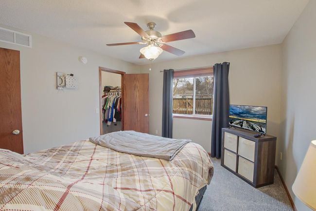 1629 Peach Ct Ne, House other with 3 bedrooms, 2 bathrooms and null parking in Sauk Rapids MN | Image 17
