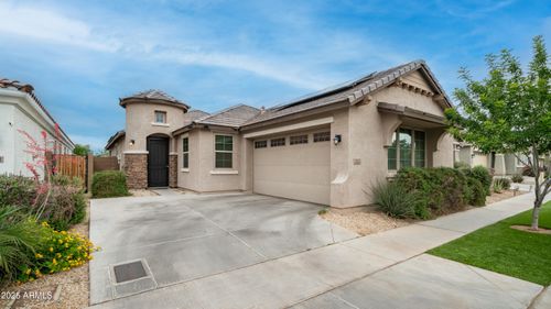 2822 E Hidalgo Ave, Phoenix, AZ, 85040-3761 | Card Image