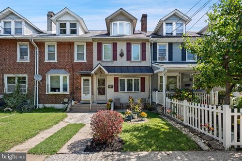 675 Fulton St, CONSHOHOCKEN, PA, 19428-1005 | Card Image