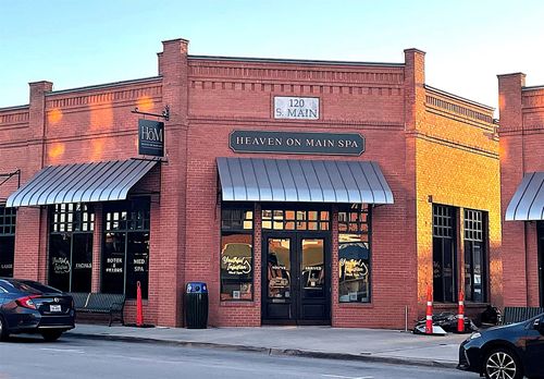40-120 S Main Street, Grapevine, TX, 76051 | Card Image