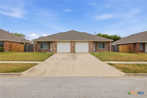 4211 Thunder Creek Dr, Killeen, TX, 76549-4734 | Card Image