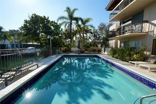 apt-12-5201 Orduna Dr, Coral Gables, FL, 33146-2675 | Card Image
