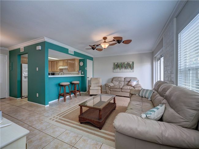 APT-133 - 4901 State Highway 361, Condo with 2 bedrooms, 2 bathrooms and null parking in Port Aransas TX | Image 7