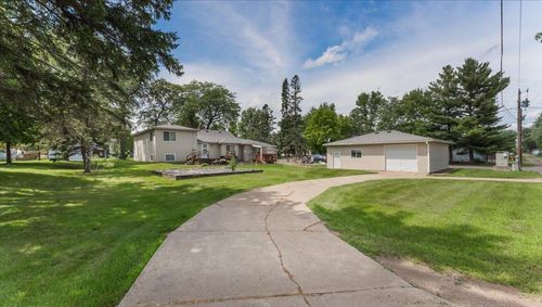 515 3rd Ave Se, Milaca, MN, 56353-1231 | Card Image
