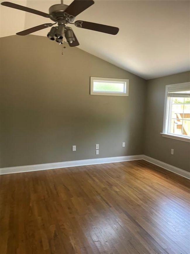 1100 Clayton Ln, House other with 2 bedrooms, 2 bathrooms and null parking in Austin TX | Image 8