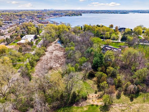 128 Peavey Ln, Wayzata, MN, 55391-1553 | Card Image