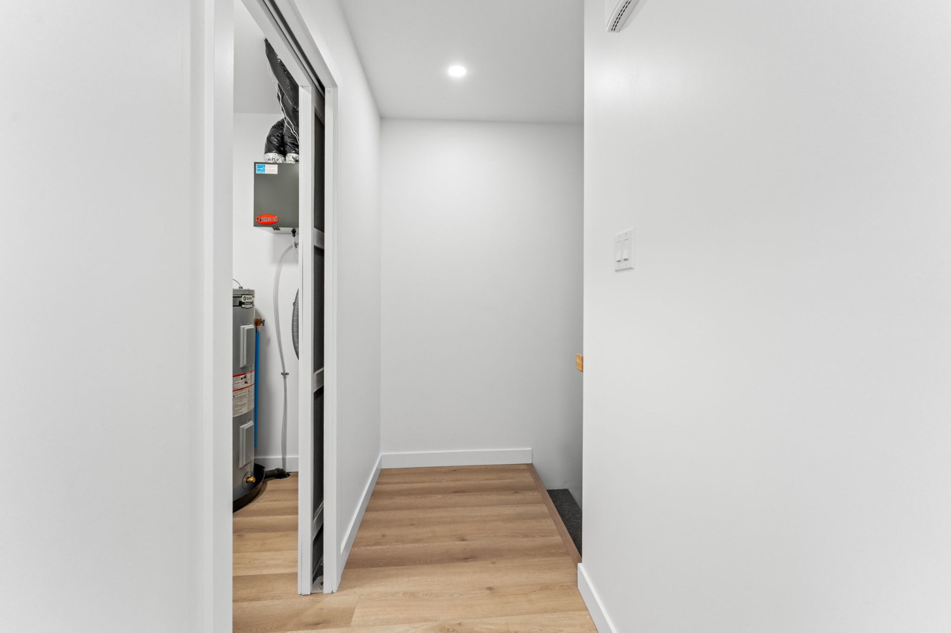 Residential Lease in Saint-Victor 3