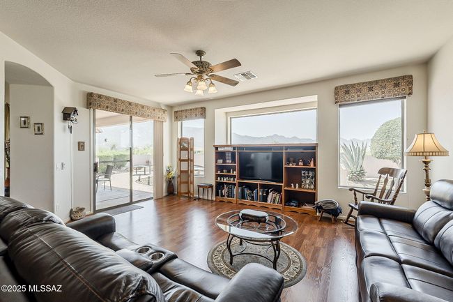 Family Room | Image 21