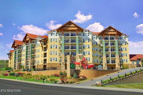 unit-401-3415 Teaster Ln, Pigeon Forge, TN, 37863-5501 | Card Image