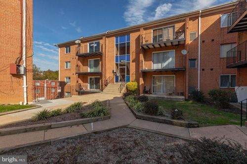 31-3400 25th St S, ARLINGTON, VA, 22206-2447 | Card Image
