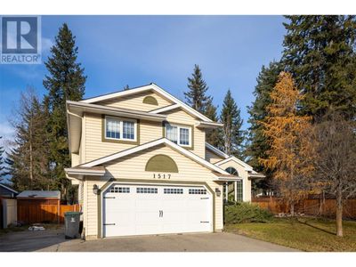 1517 Fir Cres, House other with 4 bedrooms, 3 bathrooms and 2 parking in Golden BC | Image 1