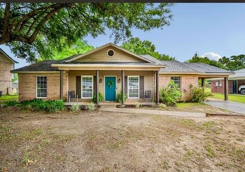 7201 Pecan Terrace Dr, Theodore, AL, 36582-7805 | Card Image