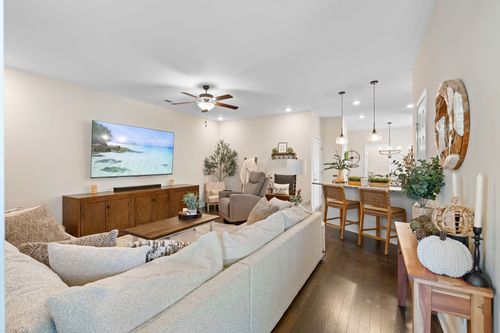 722 Hahn Ct, Lebanon, TN, 37087-3930 | Card Image