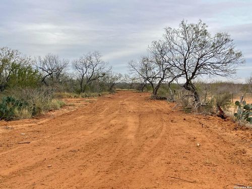 7.55 ACRES Cr 2701, Bigfoot, TX, 78005 | Card Image