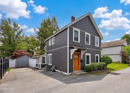 24 Diamond Pl, Saratoga Springs, NY, 12866-3430 | Card Image