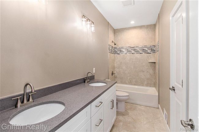 017_img_1761_228.jpg | Image 15