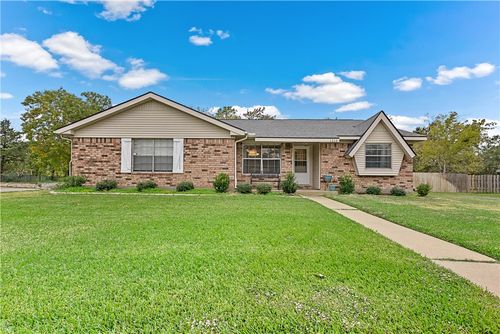 1216 Glade St, College Station, TX, 77840-4437 | Card Image