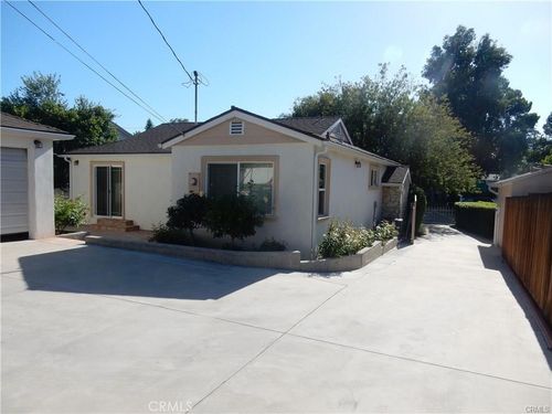 5322 Don Pio Dr, Woodland Hills, CA, 91364-5309 | Card Image