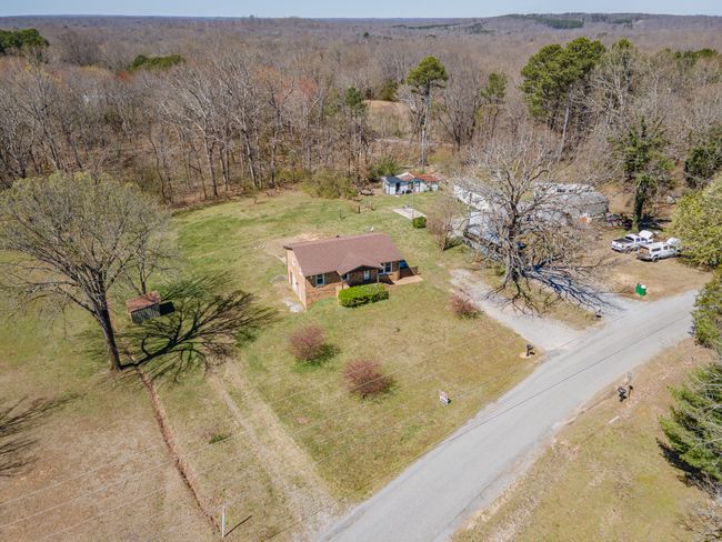 9211 Bates Trl, House other with 3 bedrooms, 2 bathrooms and 1 parking in Lyles TN | Image 40