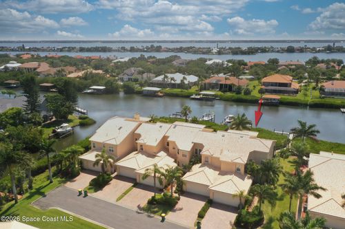 521 Island Ct, Indian Harbour Beach, FL, 32937-4345 | Card Image