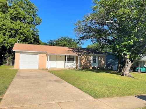 1012 Donley Dr, Euless, TX, 76039-3234 | Card Image