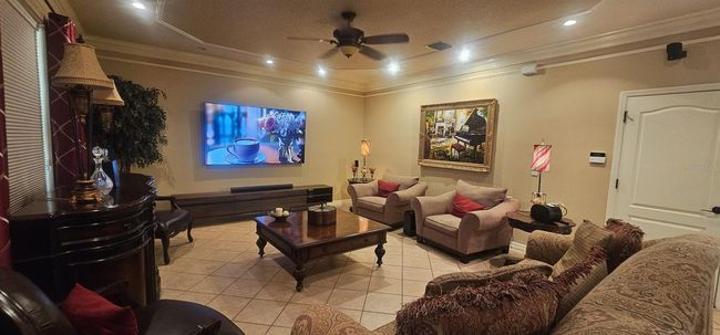 Family room | Image 9