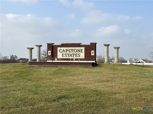 468 Wellspring Blvd, Victoria, TX, 77904-5231 | Card Image