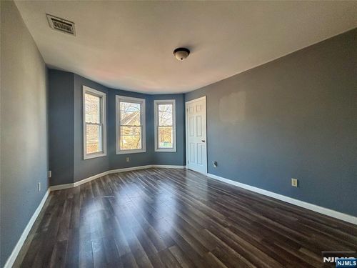 792 S 15th St, Newark, NJ, 07108-1322 | Card Image