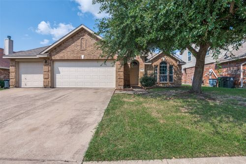 7702 Decoy Dr, Arlington, TX, 76002-4541 | Card Image