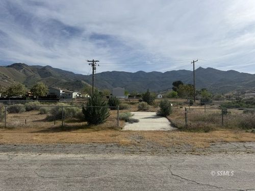 8500 Paintbrush Ct, Lake Isabella, CA, 93240-9766 | Card Image
