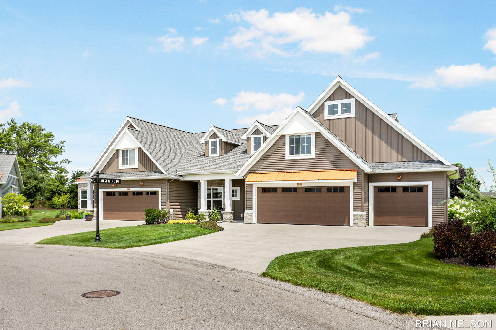 Dune Grass Ln, Holland, MI 49423