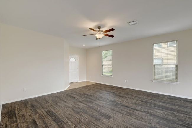 481 New Bridge Dr, House other with 3 bedrooms, 3 bathrooms and 2 parking in Kyle TX | Image 6
