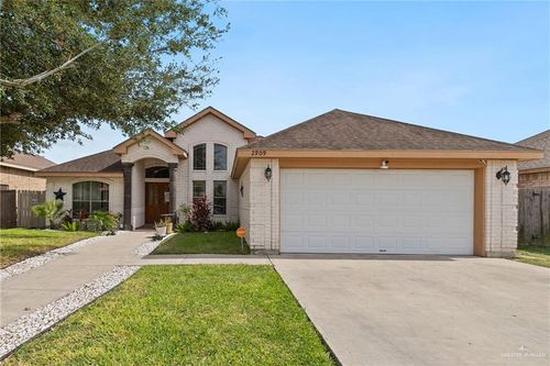 2909 Indian Creek Ave, McAllen, TX, 78504-6265 | Card Image