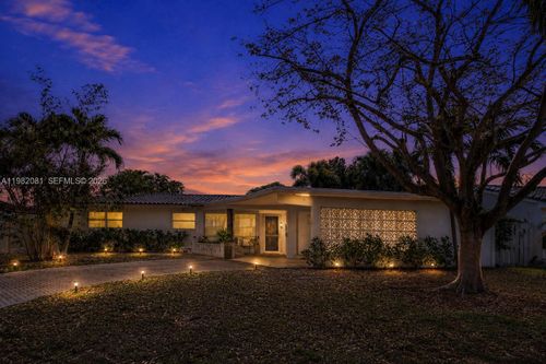 2136 Ne 56th Pl, Fort Lauderdale, FL, 33308-2505 | Card Image