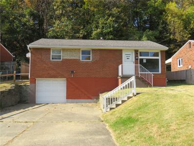 448 Janice Dr, House other with 3 bedrooms, 2 bathrooms and 1 parking in Penn Hills PA | Image 1