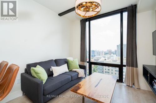 1736-145 Columbia St W, Waterloo, ON, N2L0K7 | Card Image